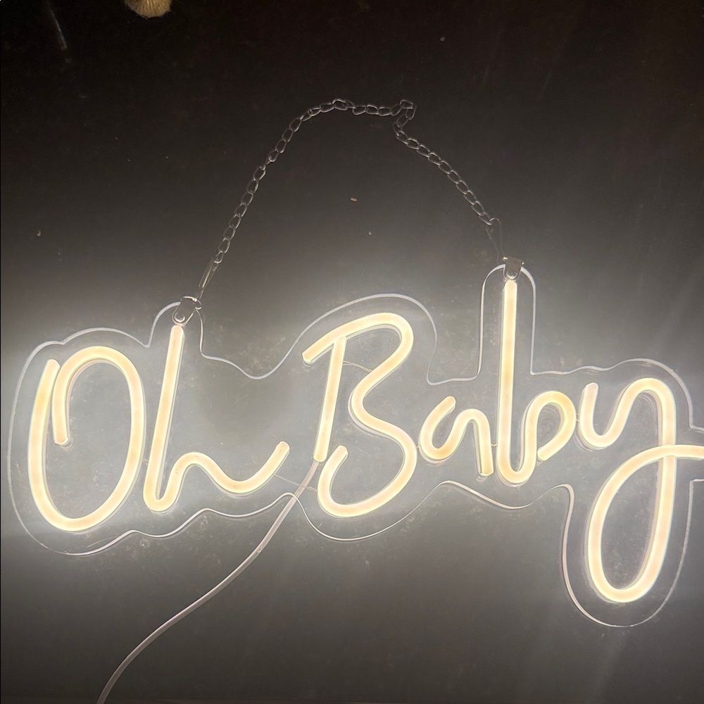 Neon Wall Sign 'Oh Baby' - White Light USB Plug In - BRAND NEW Sign